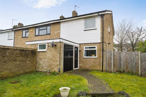 3 bed property, in Tandridge Place, £500,000