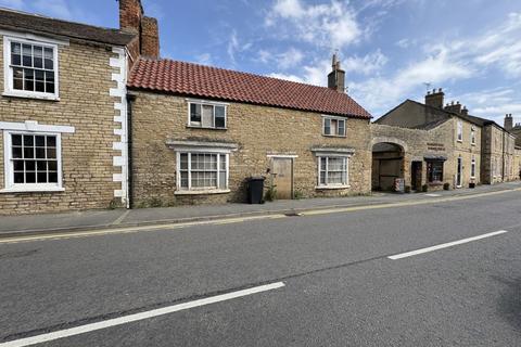 Land, in 17 High Street, £175,000