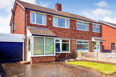 3 bed property, in Withycombe Road, £249,950