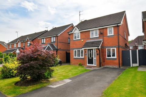 3 bed property, in Shearwater Avenue, £300,000