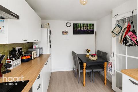 3 bed property, in Cunningham Road, £229,000