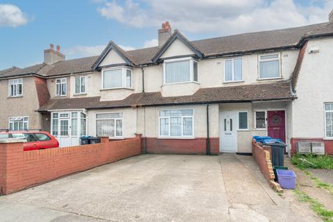 3 bed property, in Sherwood Park Road, £490,000