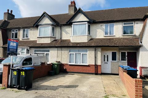 3 bed property, in Sherwood Park Road, £490,000