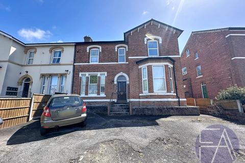 1 bed property, in Talbot Street, £75,000