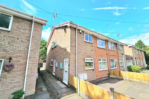 2 bed property, in Vicarage Close, £75,000