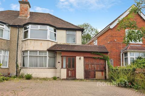 3 bed property, in Elm Road, £475,000