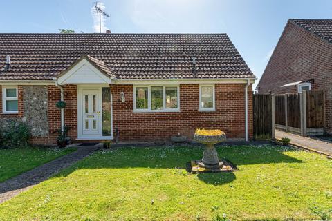 1 bed property, in Preston Park, £300,000