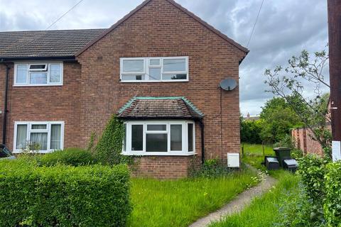 3 bed property, in Chetwynd Road, £180,000