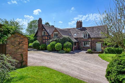 4 bed property, in Willowbrook Cottage, £895,000