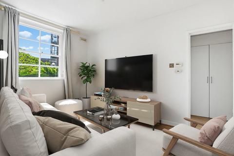 1 bed property, in York Road, £300,000