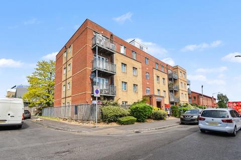 2 bed property, in 14 Neo Apartments, £180,000