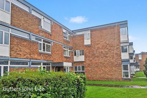 2 bed property, in Newbridge Crescent, £110,000