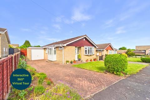 2 bed property, in 4 Cornhill Drive, £220,000