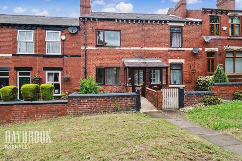 2 bed property, in Barnsley Road, £140,000