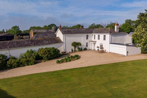 6 bed property, in Lapford, £1,100,000