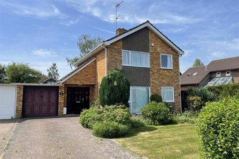4 bed property, in Richmond Way, £699,950