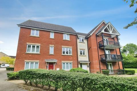 2 bed property, in Worsdell Close, £125,000