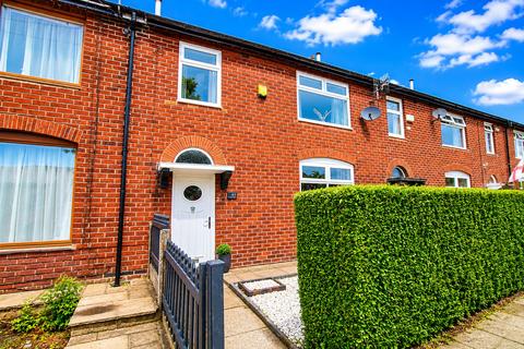 3 bed property, in Calder Avenue, £215,000