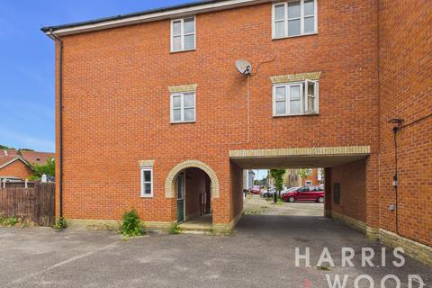 5 bed property, in Hesper Road, £290,000