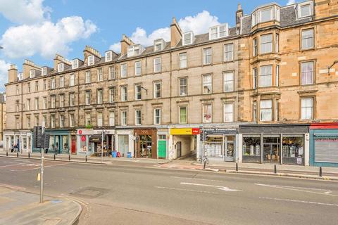 2 bed property, in 44/6 Haymarket Terrace, £250,000