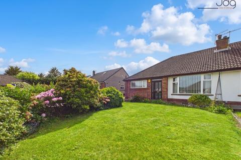 3 bed property, in Lawnswood Avenue, £350,000