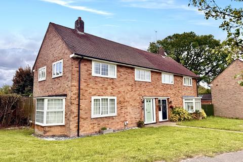 3 bed property, in Wheatley Road, £500,000