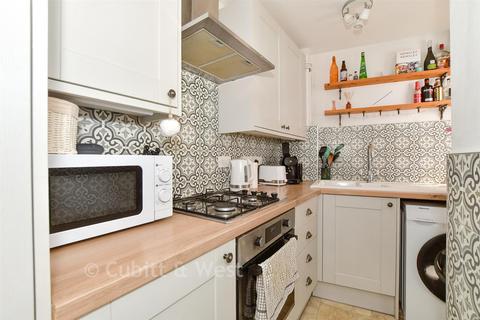 2 bed property, in Church Street, £400,000