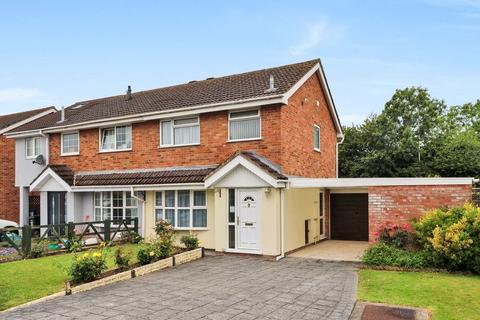 3 bed property, in Sheldon Close, £359,950