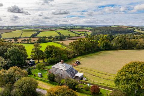 4 bed property, in Lot 2 - Hurdon Farm Cottages, £450,000