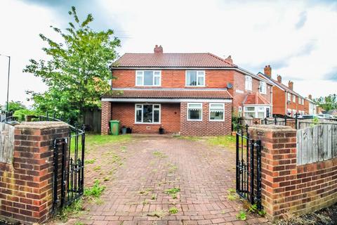 3 bed property, in Avondale Avenue, £110,000