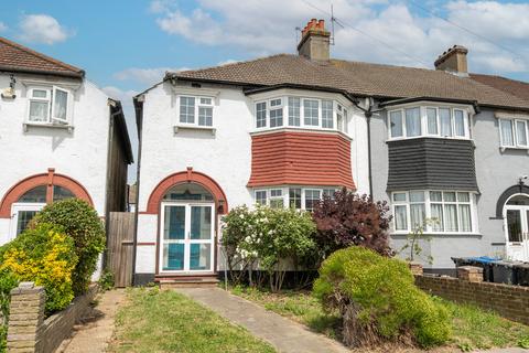 3 bed property, in London SW16, £625,000