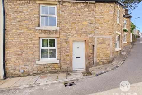 2 bed property, in Mellor Brook, £150,000