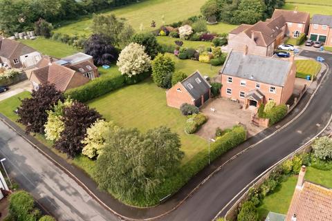 6 bed property, in Village Farm Court, £1,295,000