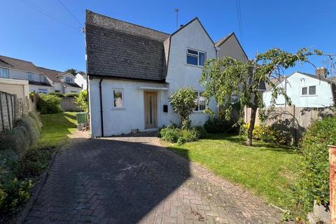 3 bed property, in Cambridge Avenue, £330,000