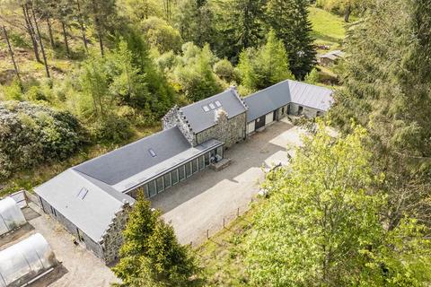 3 bed property, in Glendaruel, £425,000