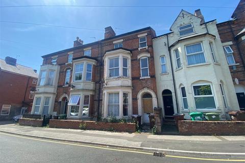 5 bed property, in Colville Street, £200,000