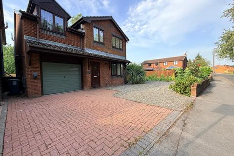 5 bed property, in Southlands, £350,000