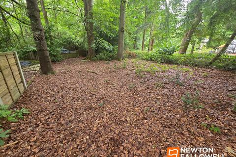 Land, in Newstead Abbey Park, £110,000