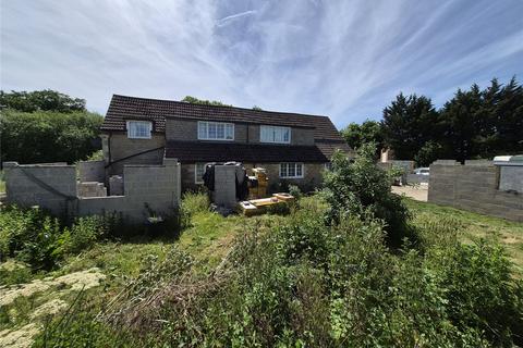 3 bed property, in South Cerney, £385,000