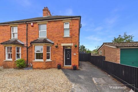 3 bed property, in Battle Road, £545,000