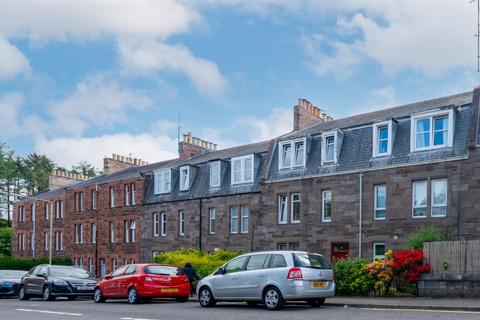 1 bed property, in Hawarden Terrace, £77,950