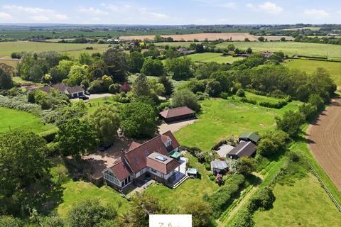 5 bed property, in Langenhoe, £1,300,000