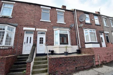 3 bed property, in Parker Terrace, £64,950