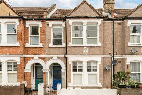 1 bed property, in Overcliff Road, £350,000