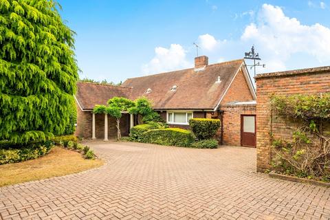 4 bed property, in Farm Lane, £1,250,000