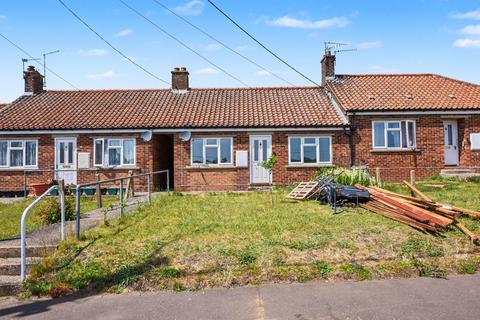 1 bed property, in 5 Mill Road, £50,000
