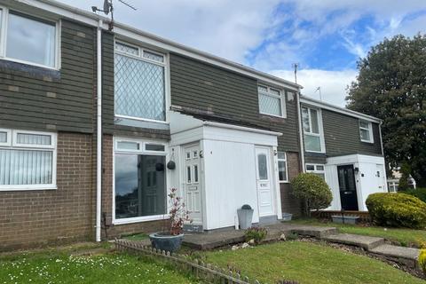 2 bed property, in Maplebeck Close, £30,000