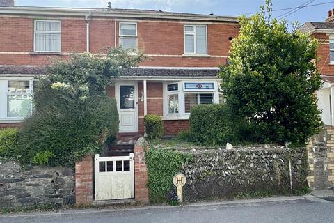 3 bed property, in First Field Lane, £395,000