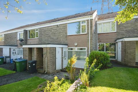 1 bed property, in Ascot Walk, £55,000