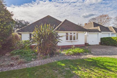 3 bed property, in St Thomas Avenue, £520,000